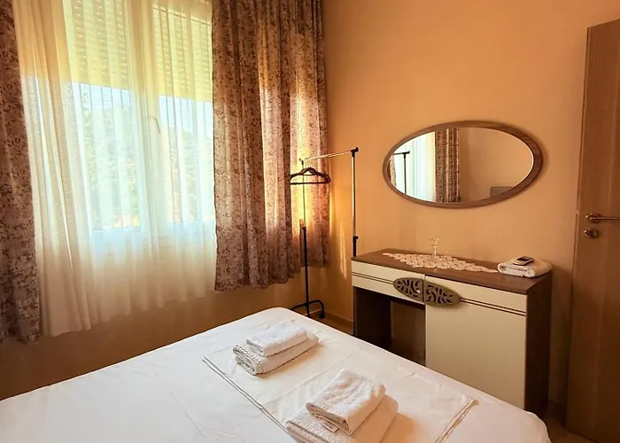 Athina - Premier Sea Villa
